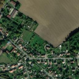 Satellite imagery of Château de Montceaux, FR