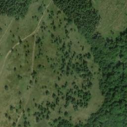 Satellite imagery of červená, SK