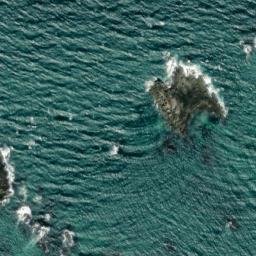 Satellite imagery of La Déchirée, FR