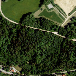 Satellite imagery of Bogenberg, DE