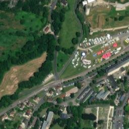 Satellite imagery of Château de Falaise, FR