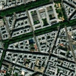 Satellite imagery of Montmartre, overview on Paris, FR