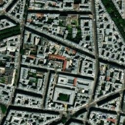 Satellite imagery of Montmartre, overview on Paris, FR