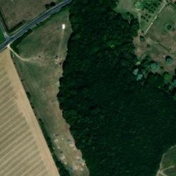 Satellite imagery of Château d'Étoges, FR