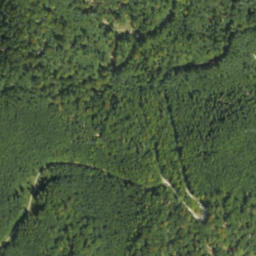 Satellite imagery of červená, SK