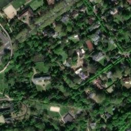Satellite imagery of Château de Malmaison, FR