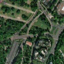 Satellite imagery of Château de la Muette, FR