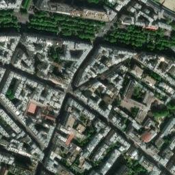 Satellite imagery of Château de la Muette, FR