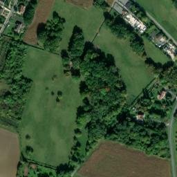 Satellite imagery of Château de Crécy-la-Chapelle, FR