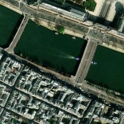 Satellite imagery of Palais Royal, FR