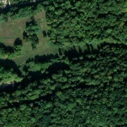 Satellite imagery of Château de Crécy-la-Chapelle, FR