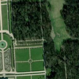 Satellite imagery of Château de Champs-sur-Marne, FR