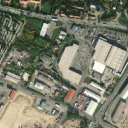 Satellite imagery of [Znojmo-město] former factory chimney, CZ