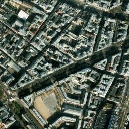 Satellite imagery of Hôtel de Beauvais, FR