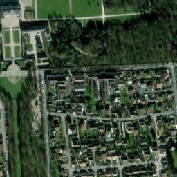 Satellite imagery of Château de Champs-sur-Marne, FR