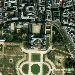 Satellite imagery of École de Médicine, FR