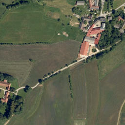 Satellite imagery of Wartenbühel, AT