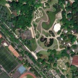 Satellite imagery of Château de Vincennes, FR