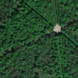 Satellite imagery of Château de St. Cloud, FR