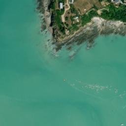 Satellite imagery of Pointe de Roche-Gautier, FR