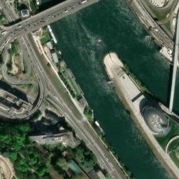 Satellite imagery of Château de Bellevue, FR