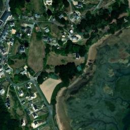 Satellite imagery of Pointe de Gouern, FR