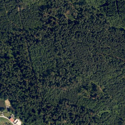 Satellite imagery of Machoberg, AT