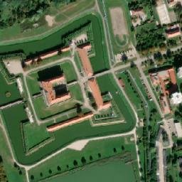 Satellite imagery of Holíčsky zámok, SK