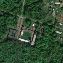 Satellite imagery of Château du Dauphin, FR