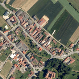 Satellite imagery of Kalkberg, AT