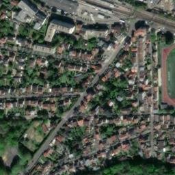 Satellite imagery of Château de Chaville, FR