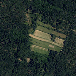 Satellite imagery of Muzion, AT