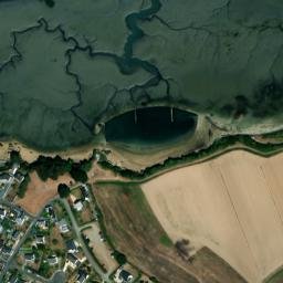 Satellite imagery of Pointe Brividic, FR