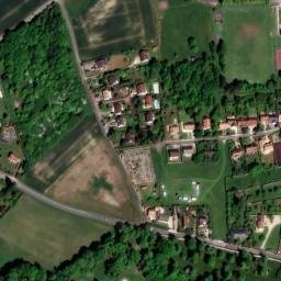 Satellite imagery of Château du Tremblay-sur-Mauldre, FR