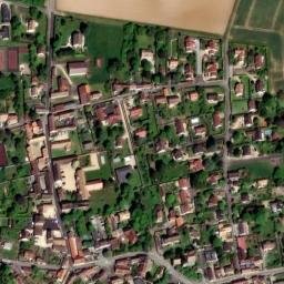 Satellite imagery of Château du Tremblay-sur-Mauldre, FR