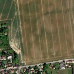 Satellite imagery of Château du Tremblay-sur-Mauldre, FR