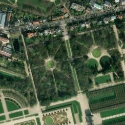 Satellite imagery of Château de Sceaux, FR