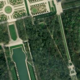 Satellite imagery of Château de Sceaux, FR