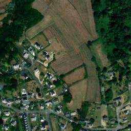 Satellite imagery of Pointe Kermor, FR