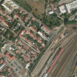 Satellite imagery of Gumotex [Břecla] chimney 2, CZ