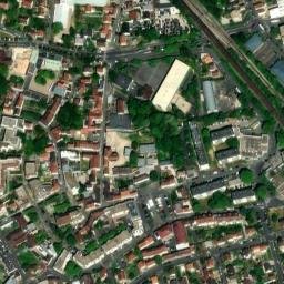 Satellite imagery of Château d'Orly, FR
