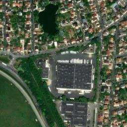 Satellite imagery of Château d'Orly, FR