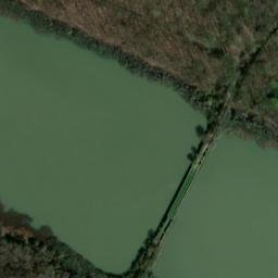 Satellite imagery of Château de Saint-Hubert, FR