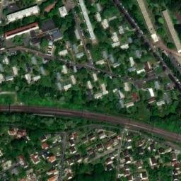 Satellite imagery of Abbaye Notre-Dame d'Yerres, FR