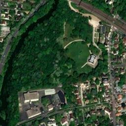 Satellite imagery of Abbaye Notre-Dame d'Yerres, FR