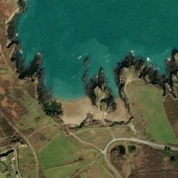 Satellite imagery of Pointe de la Varde, FR