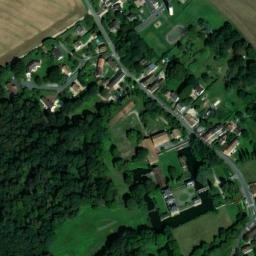 Satellite imagery of Château de Courquetaine, FR