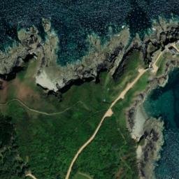 Satellite imagery of Pointe de la Pie, FR