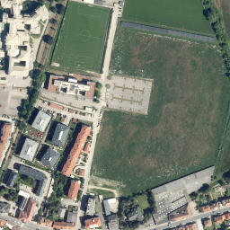 Satellite imagery of Schloß Horn, AT