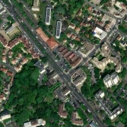 Satellite imagery of Château de Fromont, FR